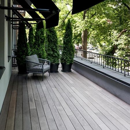 Brik Hotel Odesa Exterior photo