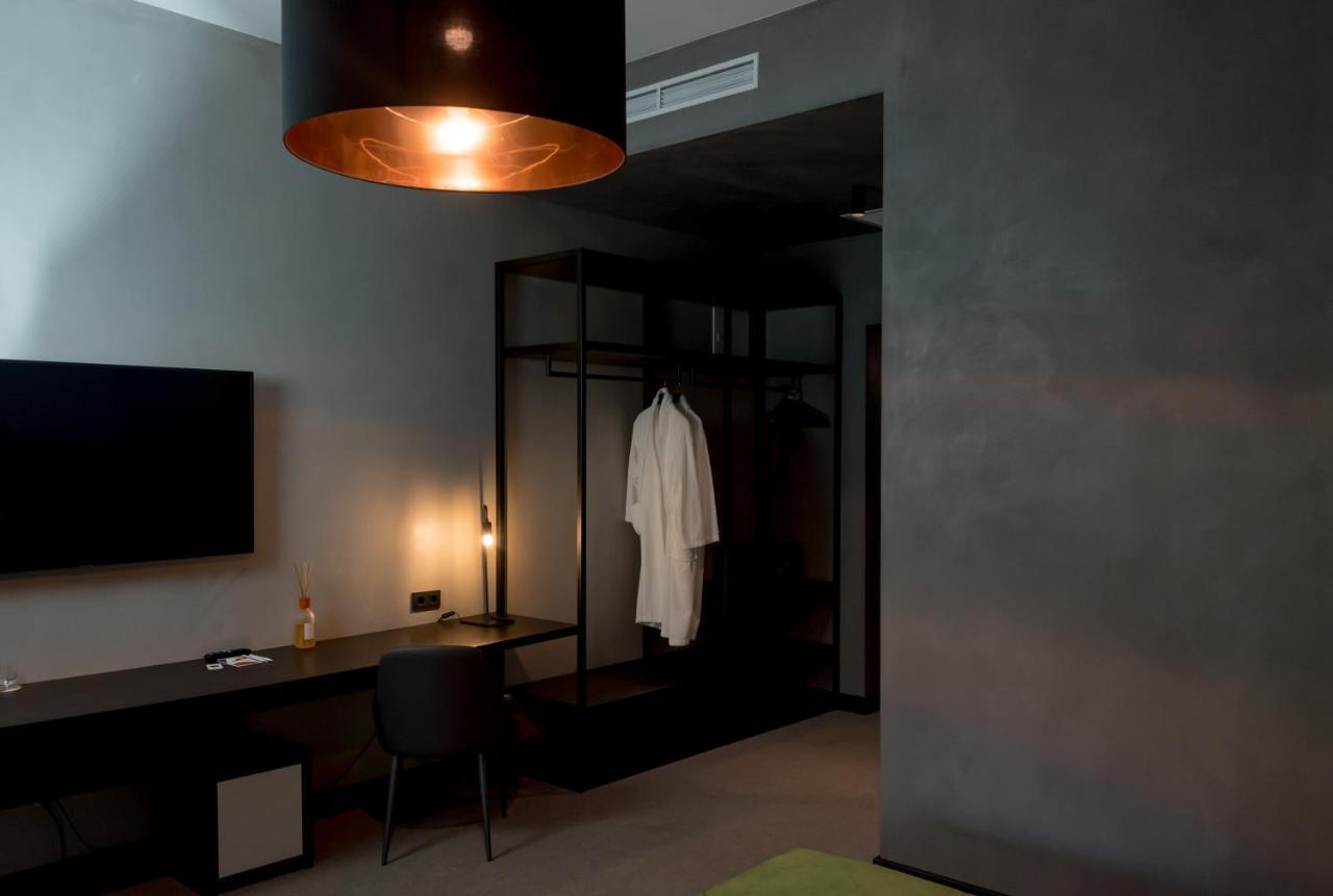 Brik Hotel Odesa Exterior photo